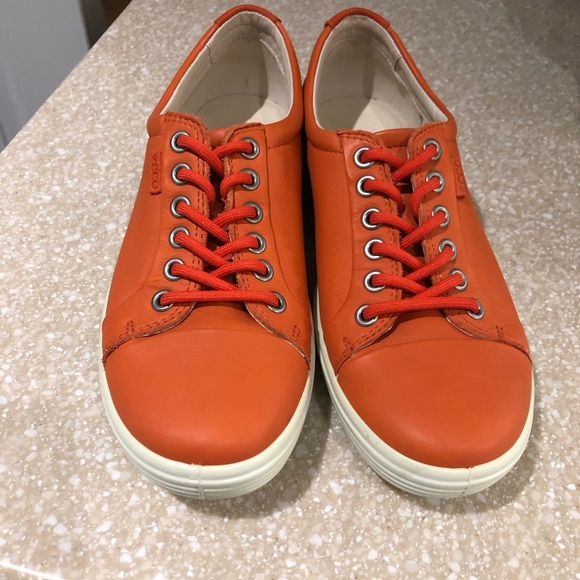 ECCO Soft 7 Orange Sneakers Size 5 - Picture 2 of 7